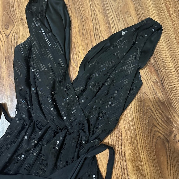 Express Sequin Mini Dress - Picture 4 of 5